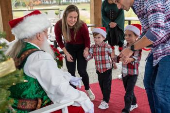 Docent_Prodigy_Carolina_Park_Christmas_2023_10457.jpg