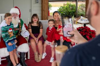 Docent_Prodigy_Carolina_Park_Christmas_2023_10581.jpg