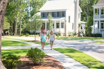 Family_Walking_Lindsey_Crk.jpg
